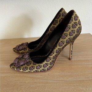Manolo Blahnik Hangisi Heels